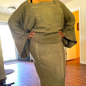 Olive green 2piece skirt set with batwing sleeves